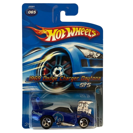 Hot Wheels 1969 Dodge Charger Daytona – 2006 Mopar Madness #065 – Blue Mopar Muscle Drag Car